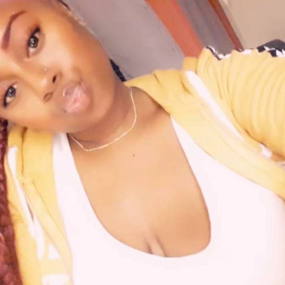 Meet your Posher, Laniya